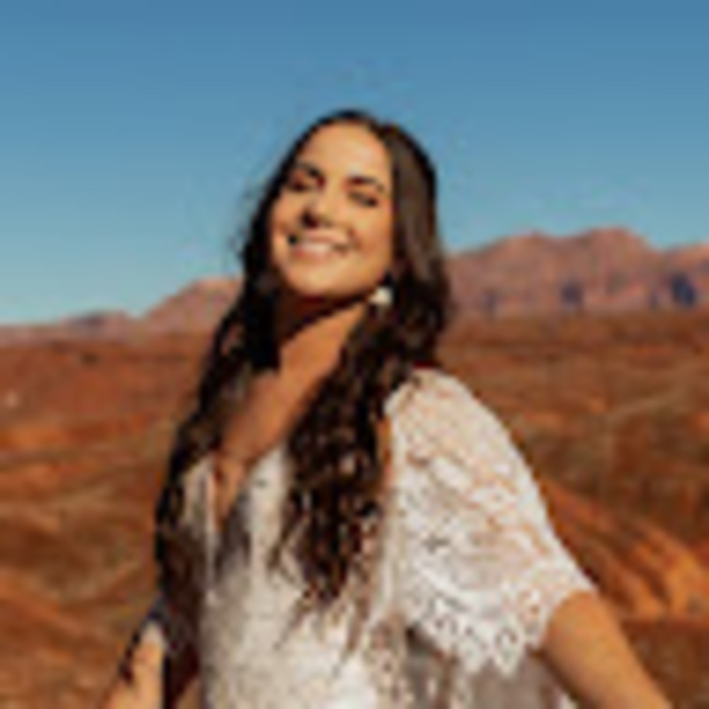 Meet your Posher, Kelly